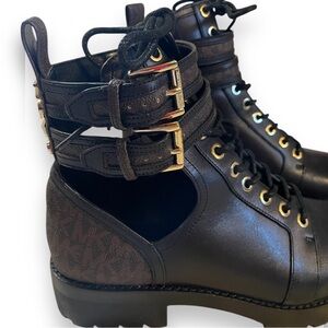 Michael Kors Benson Leather cut out Boots